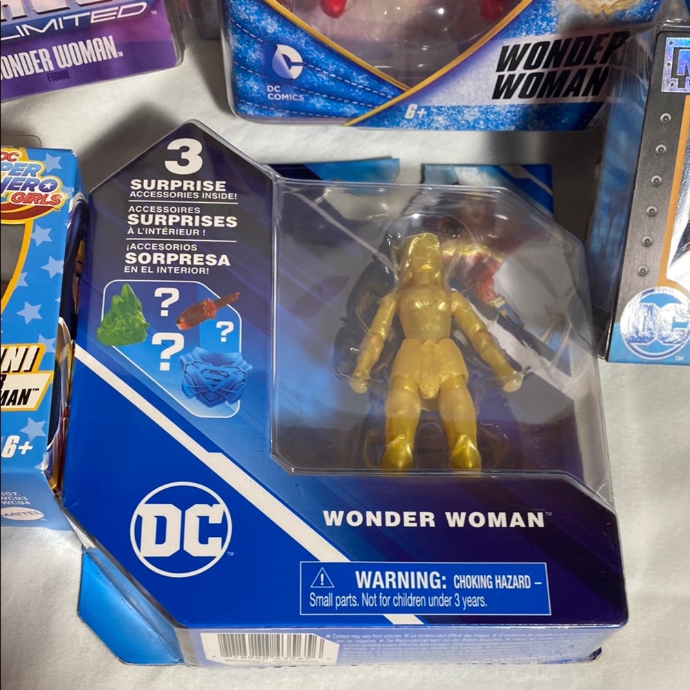 NIB Bundle of 6 DC Comic Wonder Woman Action Figures - Picture 7 of 8